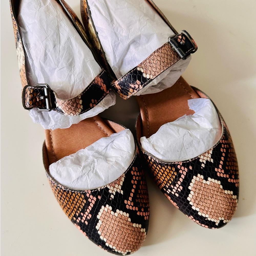NEW ALINA MARYJANE FLAT IN SNAKE EMBOSSED LEATHER SIZE 9M